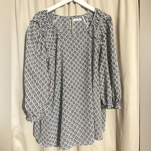 Max Studio Medallion Patterned Blouse 2X - Picture 1 of 3